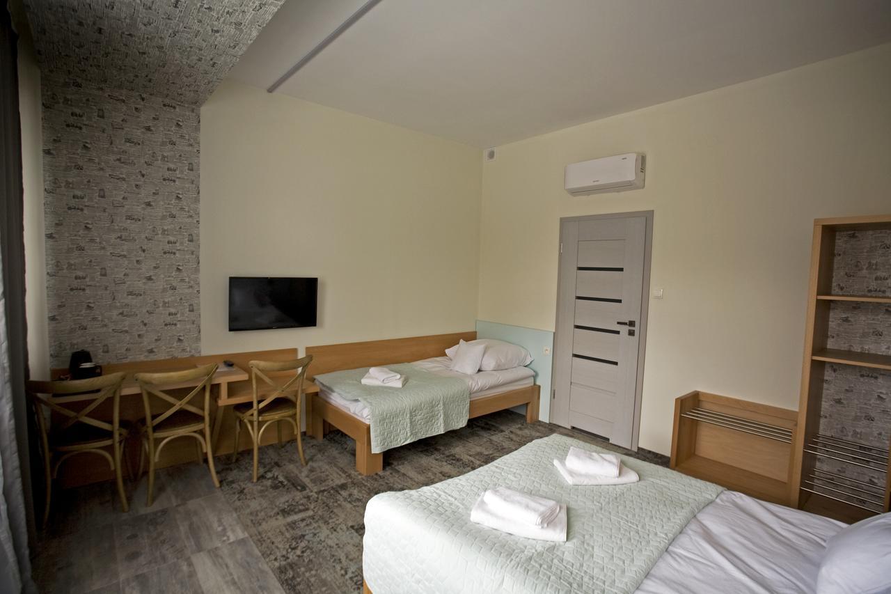 Motelik Grosar Gorlice Eksteriør bilde