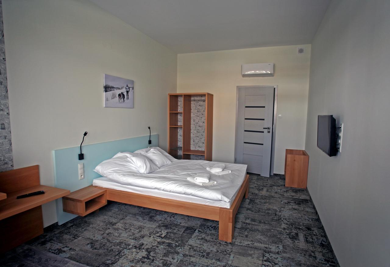 Motelik Grosar Gorlice Eksteriør bilde